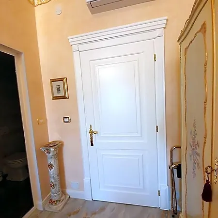 Oda ve Kahvaltı Fd Luxury Verona