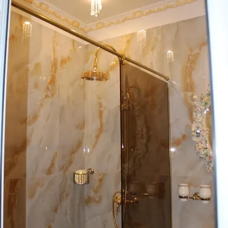 Oda ve Kahvaltı Fd Luxury Verona