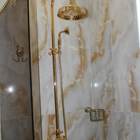 Oda ve Kahvaltı Fd Luxury Verona
