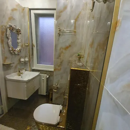 Oda ve Kahvaltı Fd Luxury Verona