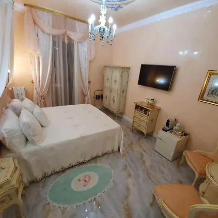 Fd Luxury Oda ve Kahvaltı 3*